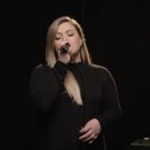 VIDEO: Kelly Clarkson Performs Acoustic 'It's Quiet Uptown' Then Duets on THE VOICE!