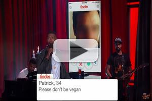 VIDEO: Jamie Foxx Sings Tinder Profiles on JIMMY KIMMEL